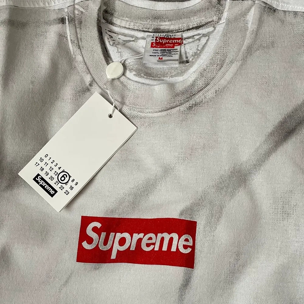 Supreme MM6 Maison Margiela Box Logo Tee细节2