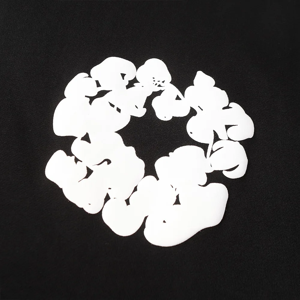 Wreath Sweatshirt Black1