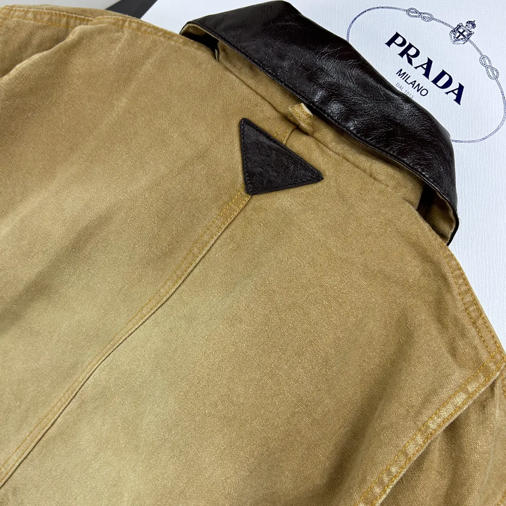 Garment dyed cotton trucker jacket prada barn jacket细节3