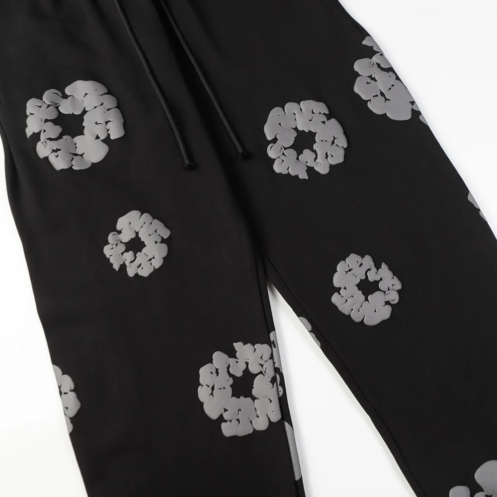 Mono Cotton Wreath Sweatpants Black 3